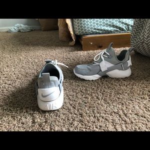 Women’s Nike huarache